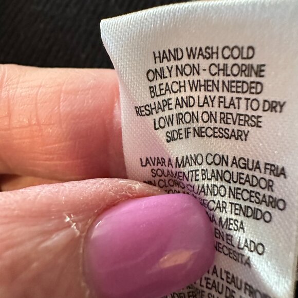 Calvin Klien Animal Print Back and White Women's M Long Sleeve Sweater - Picture 6 of 6